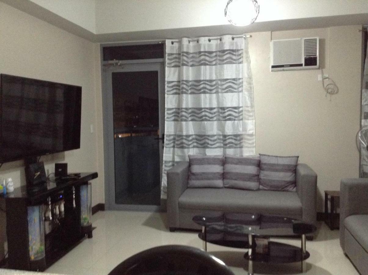 Cubao Manhattanheights Unit 11A Tower B, 2Br Manila Bagian luar foto