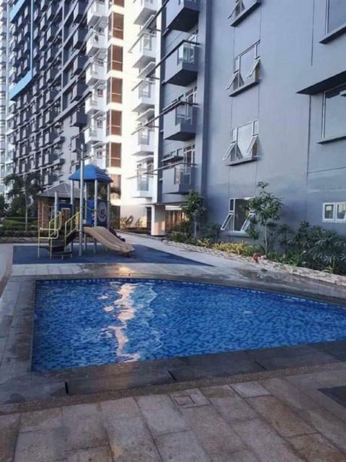 Cubao Manhattanheights Unit 11A Tower B, 2Br Manila Bagian luar foto
