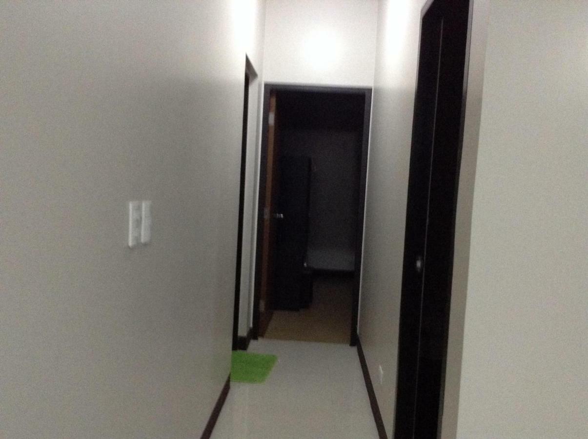 Cubao Manhattanheights Unit 11A Tower B, 2Br Manila Bagian luar foto