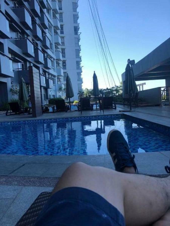 Cubao Manhattanheights Unit 11A Tower B, 2Br Manila Bagian luar foto