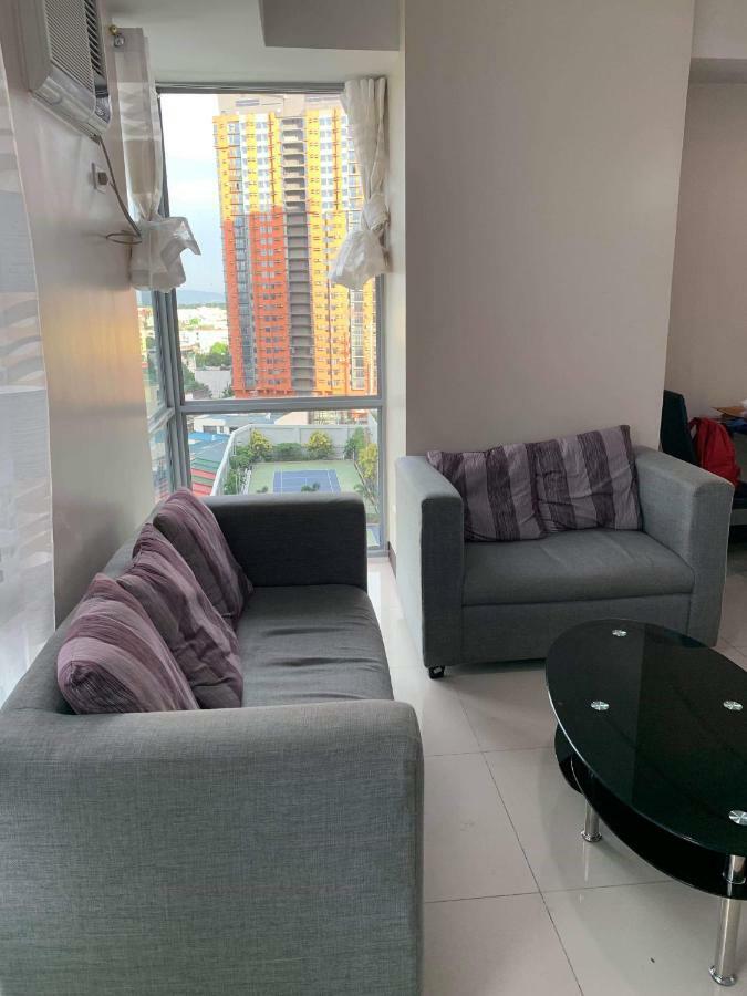 Cubao Manhattanheights Unit 11A Tower B, 2Br Manila Bagian luar foto