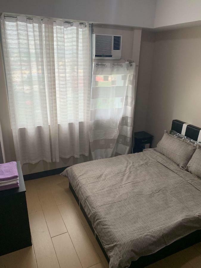 Cubao Manhattanheights Unit 11A Tower B, 2Br Manila Bagian luar foto